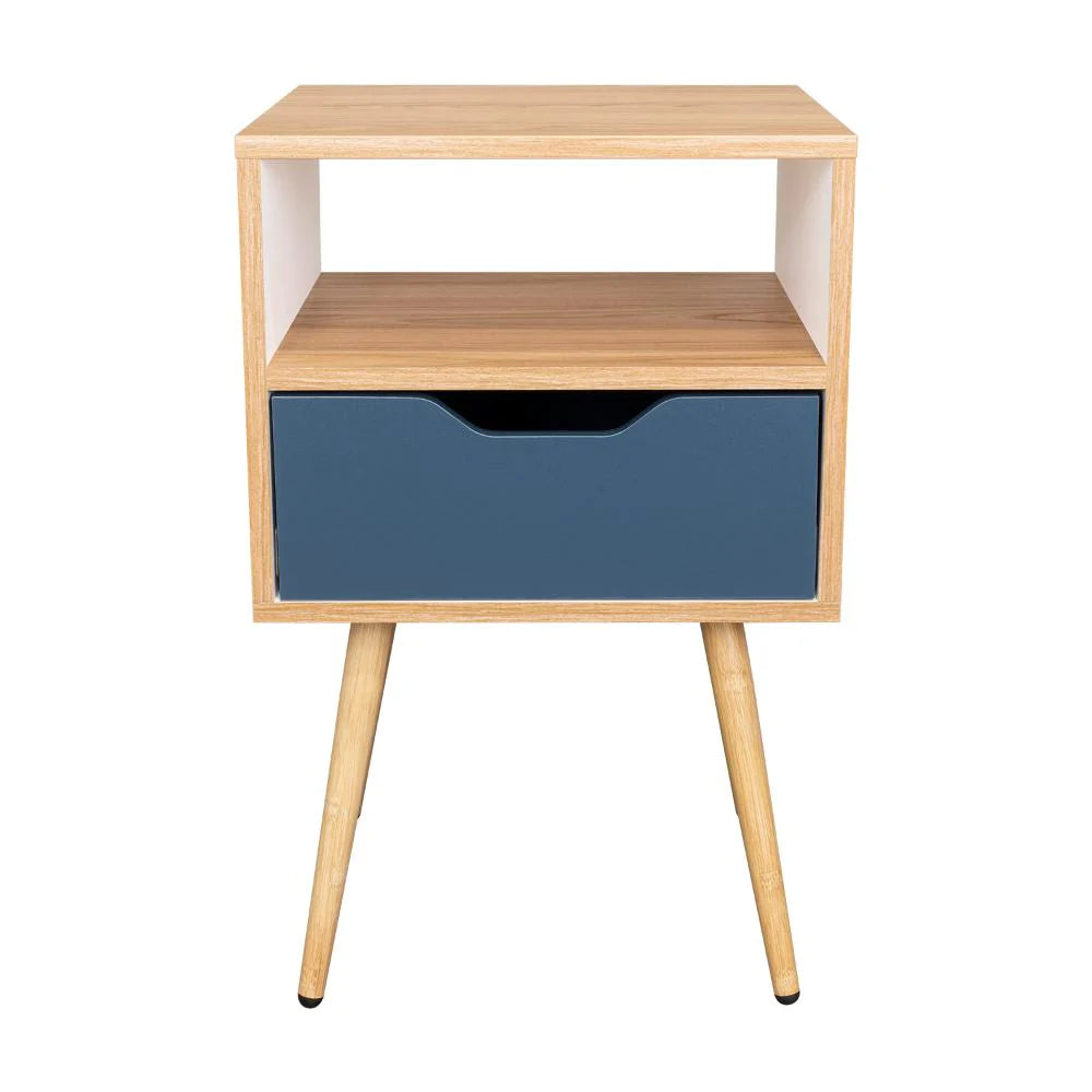 Mesa de Noche Alesio, Fresno Europeo y Blanco Kronos Azul, con Patas en Madera y un Cajón