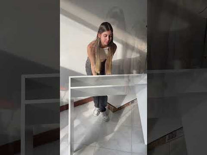 Escritorio Estelar, Blanco Duqueza, Cuenta con un Entrepaño